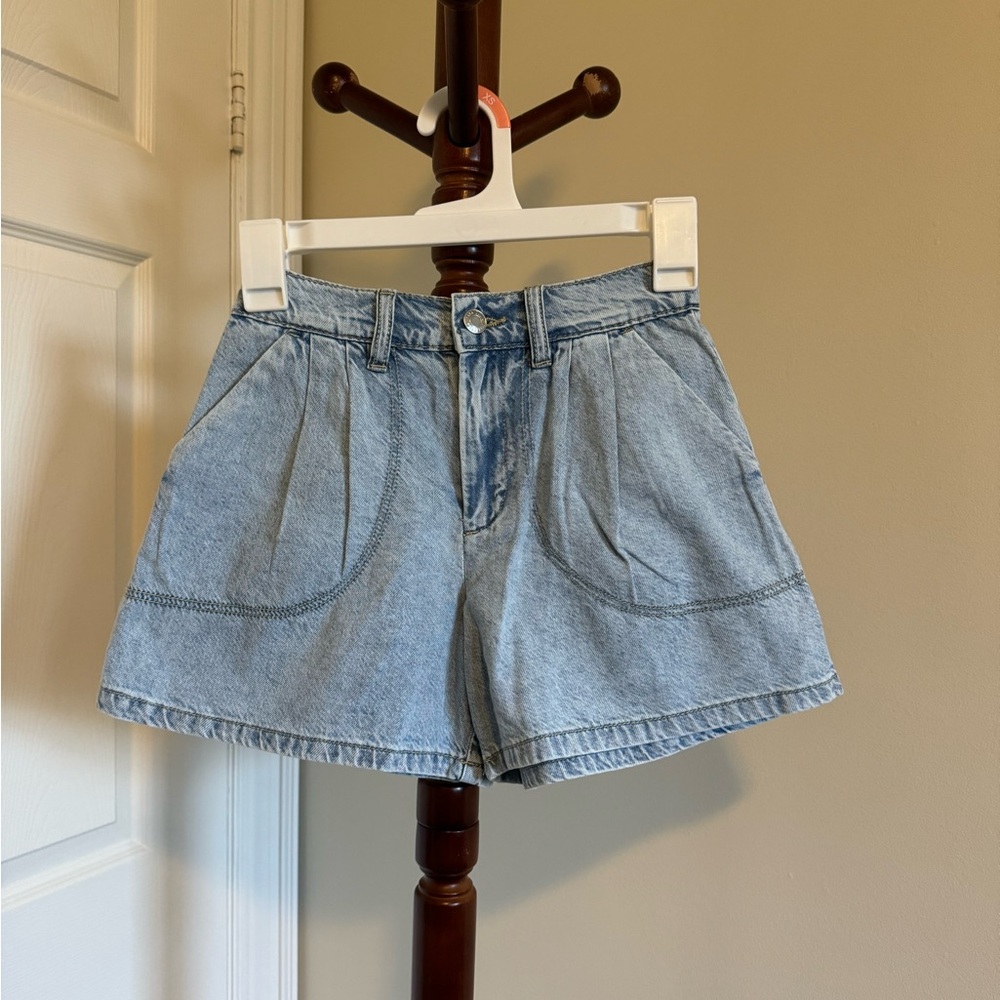 NWOT Zara Kids Jean Shorts - Size 9 - Light Blue